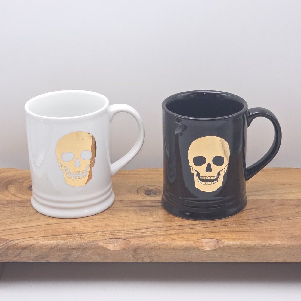 Fringe Studio Set of 2 Gold Foil Metallic Skull Black White Coffee Mugs 14 oz